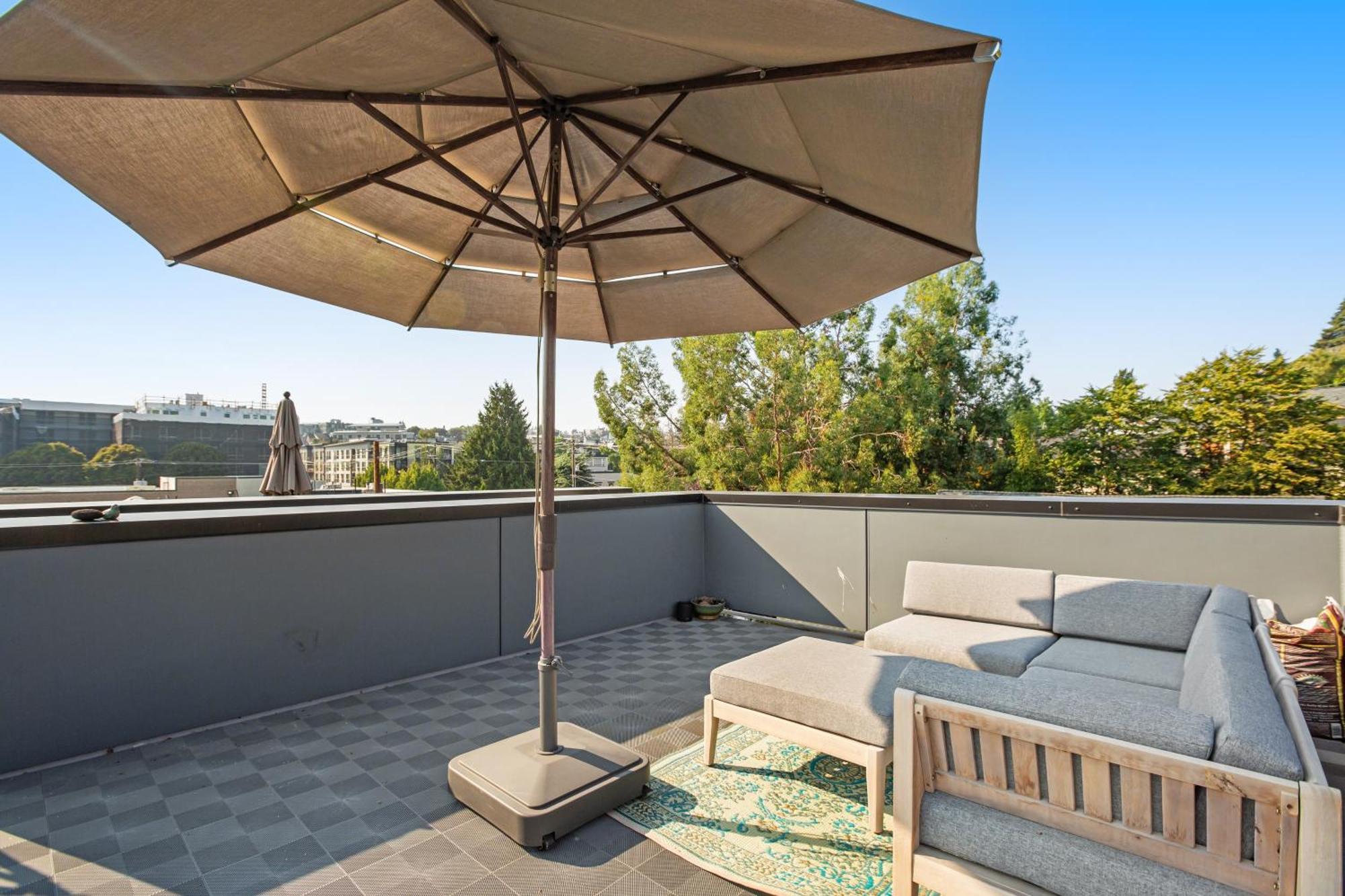 Northlake Nirvana Seattle Exterior photo